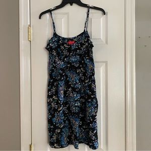 Elle Ruffle Front Floral Dress With Pockets Spaghetti Strap Small Black Blue